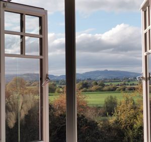 Photo 12- click for photo gallery